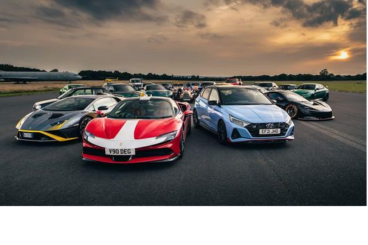 V🤔 Jaké je nejlepší sportovní auto letošního roku? Britský magazín Top Gear nedávno uskutečnil každoroční obrovský srovnávací test Speed Week, aby našel odpověď. Ve společnosti nejmodernějších supersportů překvapivě zazářil nejmenší sportovní ‼️Hyundai i20N‼️,dokazující, že na zábavu za volantem nepotřebujete miliony, ale stačí vám i pár set tisíc korun. 🔝😍😍 https://www.garaz.cz/…/novinky-hyundai-i20-n-je-sportovnim-…